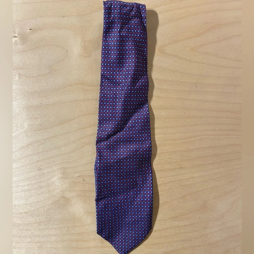 Izod Men's Tie in Purple and Blue Pattern (DZ)